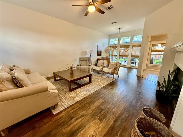 Photo - 2932 Yale Dr