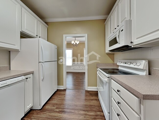 Photo - 347 Mockingbird Ln