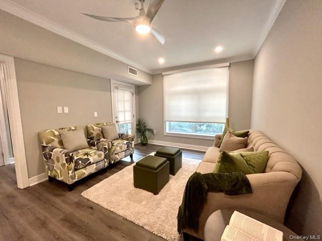 Photo - 100 Glen St Unit N2321