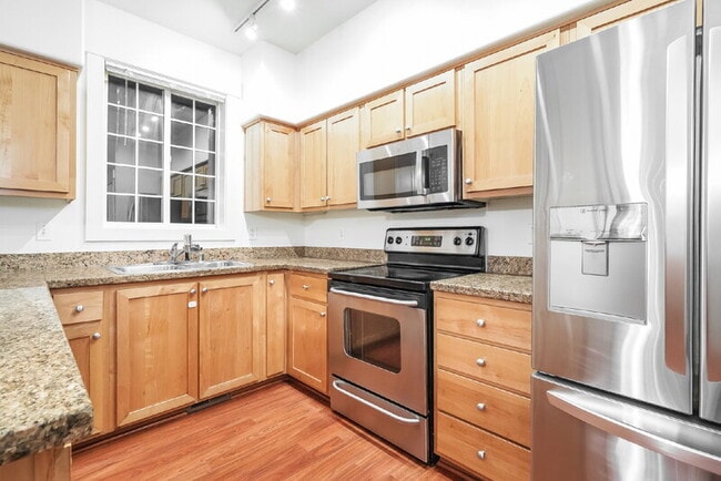 Photo - 23120 SE Black Nugget Rd