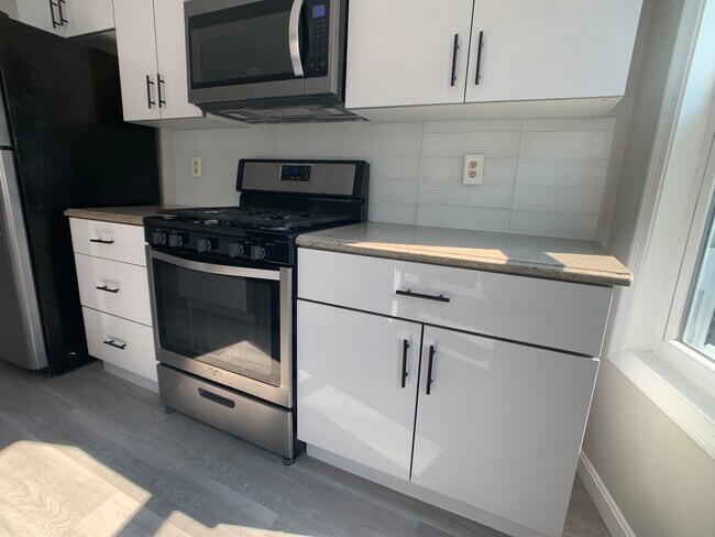 Photo - 66 Quint Ave Unit 1