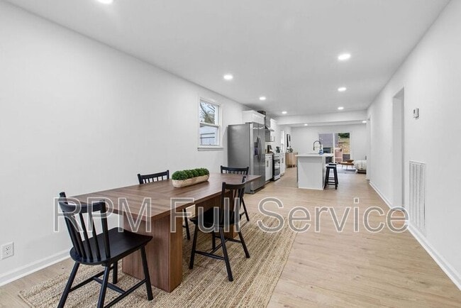 Photo - 1025 42nd Ave N