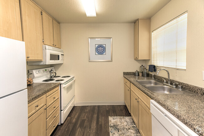 Building Photo - Rocklin Gold Rental