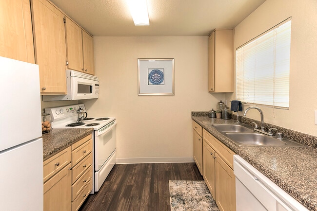 Photo - Rocklin Gold Apartments