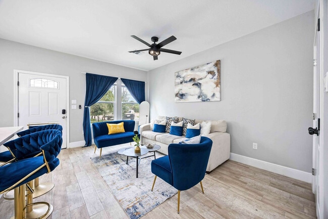 Photo - 8138 Bassett St Unidad ID1257505P