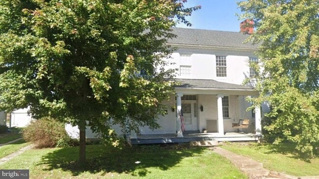 Photo - 203 E Main St
