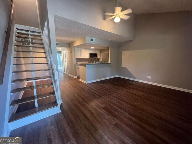 Photo - 1001 Park Hill Dr Unidad B7