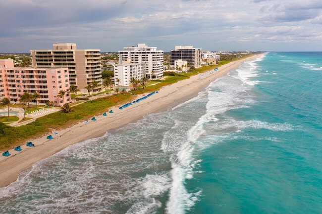 Building Photo - 3009 S Ocean Blvd Unit 901