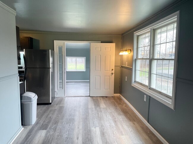 Photo - 1248 E Philadelphia Ave