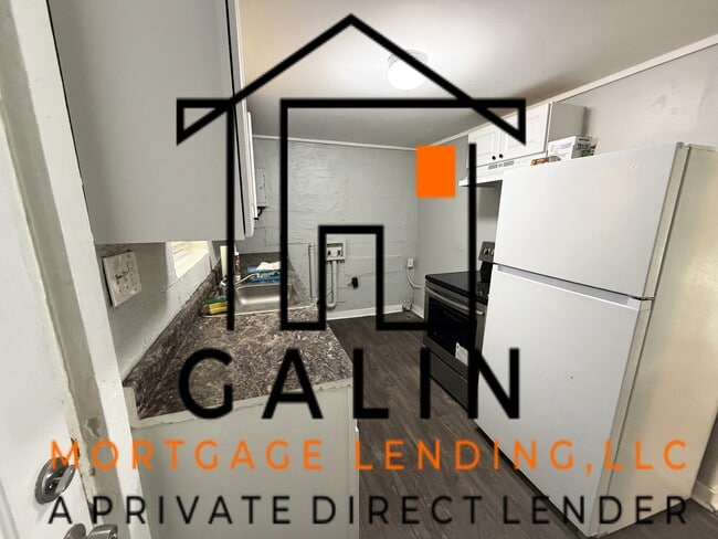 Photo - 2008 Packard Ave