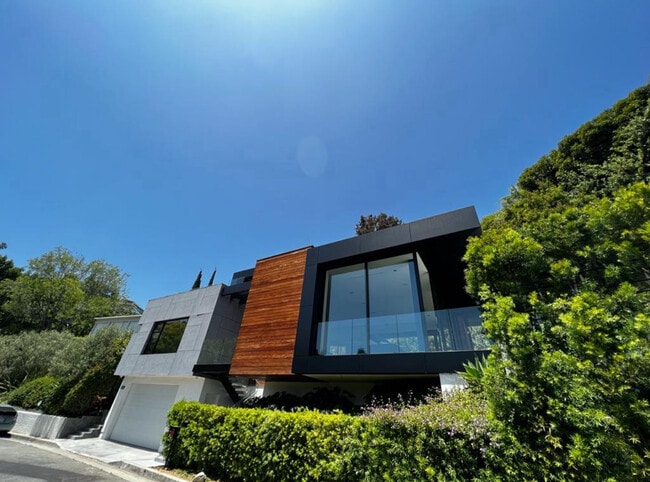 Photo - 1331 Belfast Dr