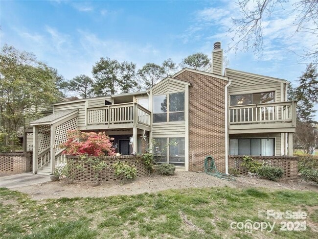 Photo - 1600 Sharon Rd W Condo Unit 16