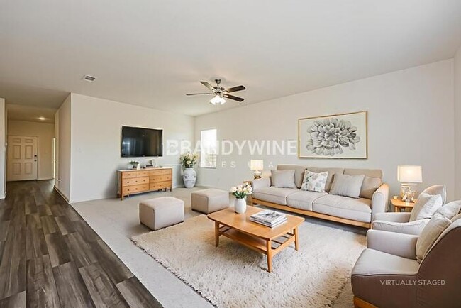 Photo - 8352 Sniptoe Dr