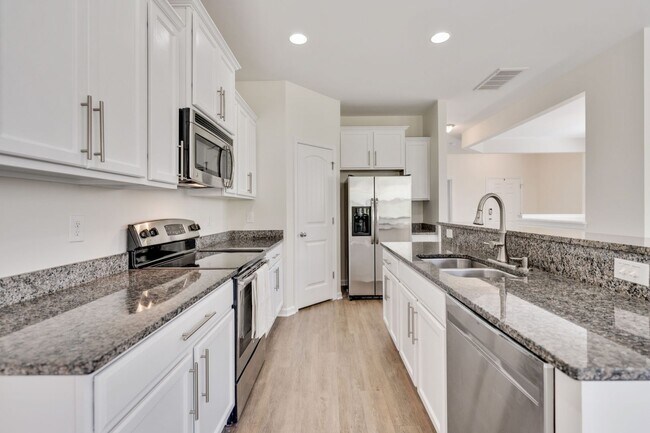 Photo - 11 Moss Grove Ln