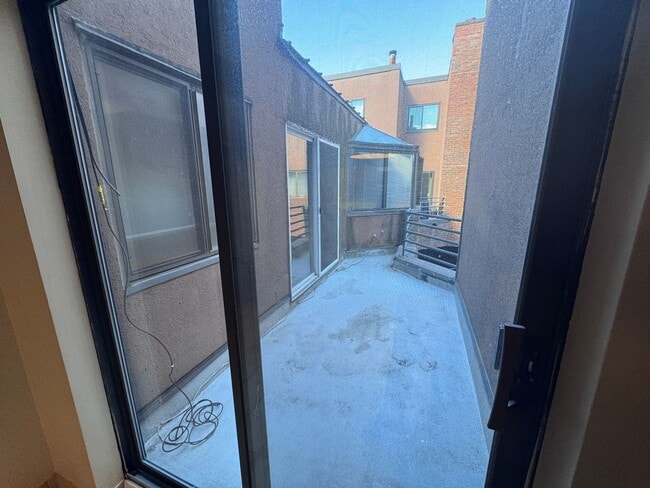 Photo - Lovely 2-Bed, 2.5 Bath Condo Avail for May or June!