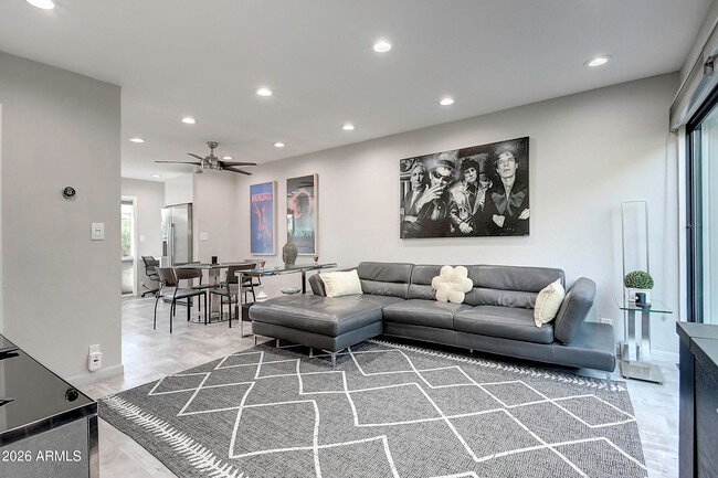 4610 N 68th St Unit 479