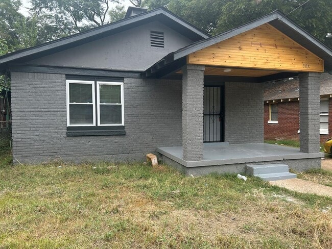 Building Photo - 507 Marianna St