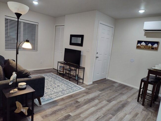 Photo - 3039 SE Dune Ave Unidad Hamby