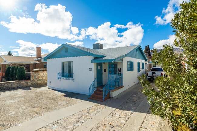 Building Photo - 4505 Pershing Dr Rental
