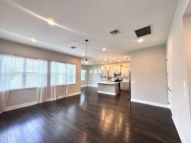 Photo - 13808 Chauvin Ave