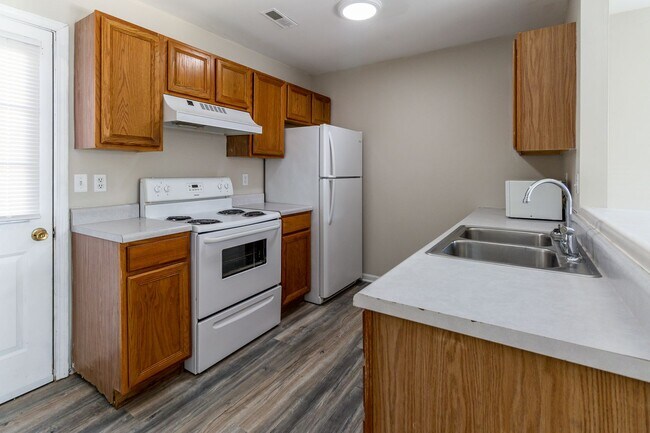 Photo - 3501-3503 Marquis Unit 3501 Marquis Ct.