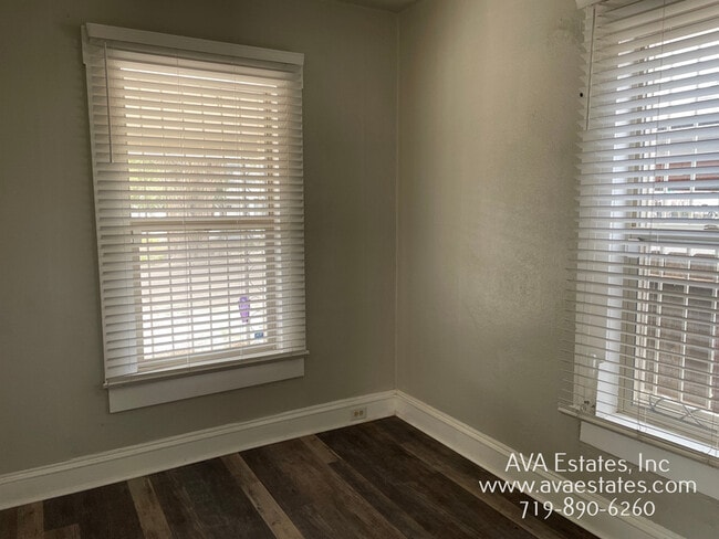 Photo - 1206 Claremont Ave