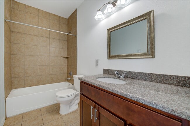 Photo - 12726 Plummersville St