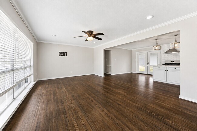 Photo - 4509 Libbey Dr