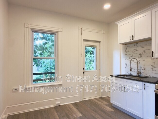 15 S Ann St Unit 2