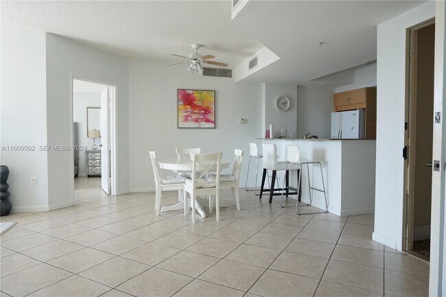 Photo - 17555 Atlantic Blvd Unit 606