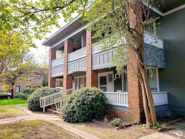 Building Photo - 4909 Worth St Unit 3 Rental