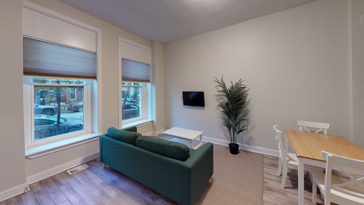 Photo - Private bedroom in 3 bed/2 bath Home