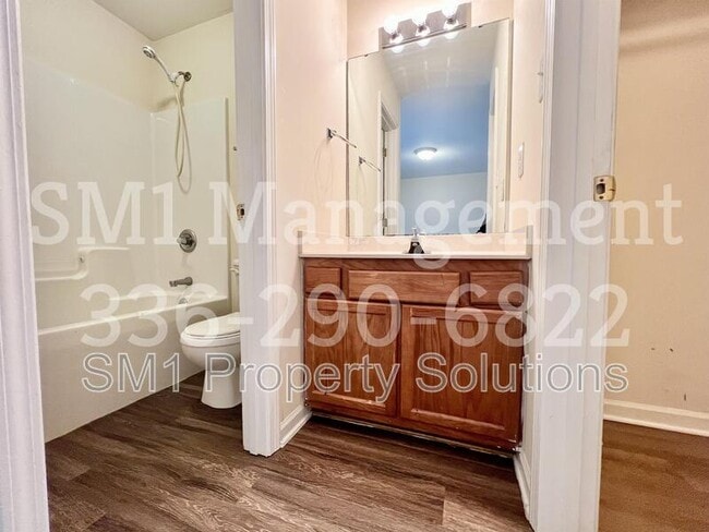 121 Thomas St
