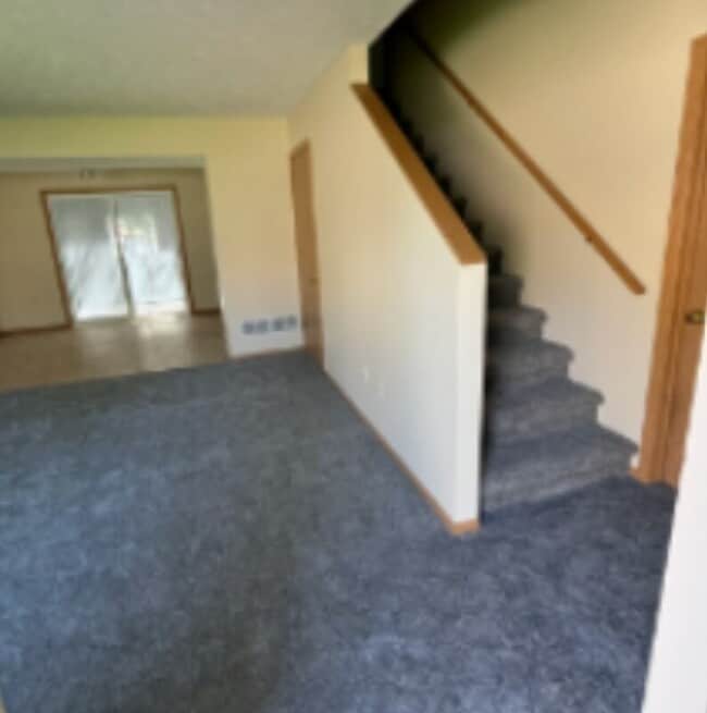 Photo - 845 Hanneman Dr