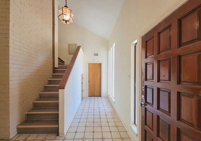 Photo - 2810 Thorne Creek Ln