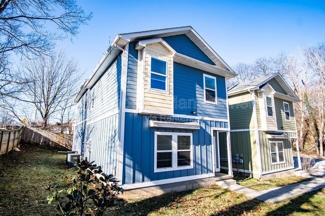 Building Photo - 4115 Mountain Trek Wy