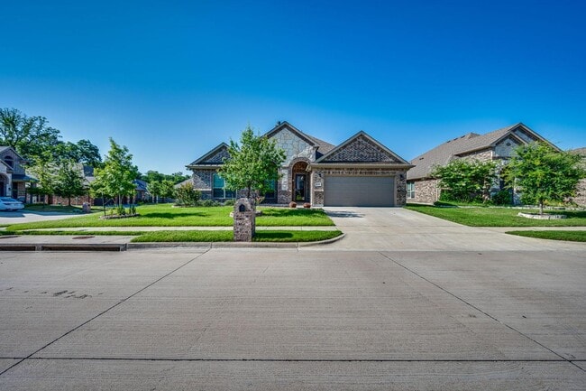Photo - 438 Brookdale Dr