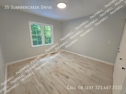 35 Summercreek Dr
