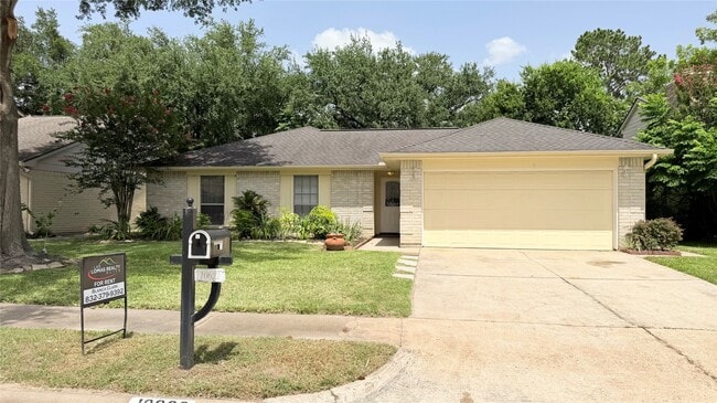 Building Photo - 10622 Plum Lake Dr