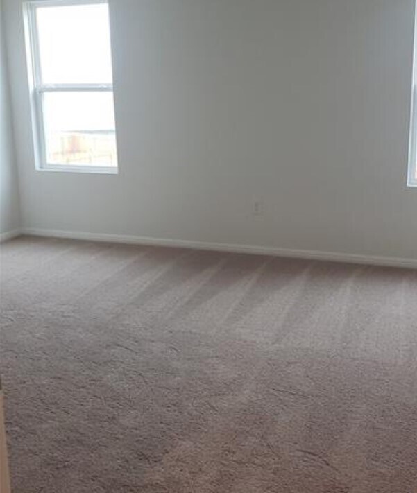 Photo - 336 Wonderful Life Way