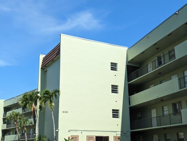 Photo - 1638 Embassy Dr Unit 302