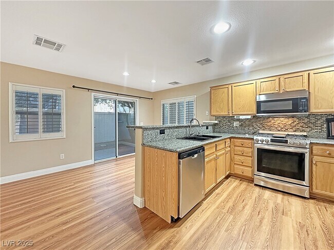 Photo - 1010 Grand Cerritos Ave