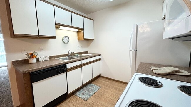 Photo - Evans Place 1