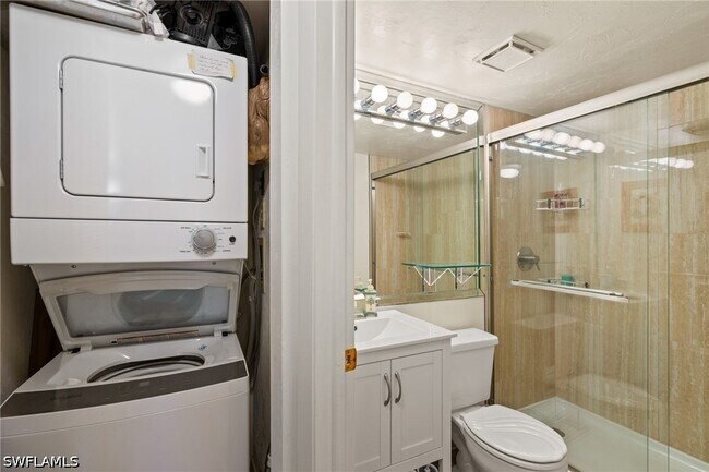 Building Photo - 6897 Estero Blvd Unit 125