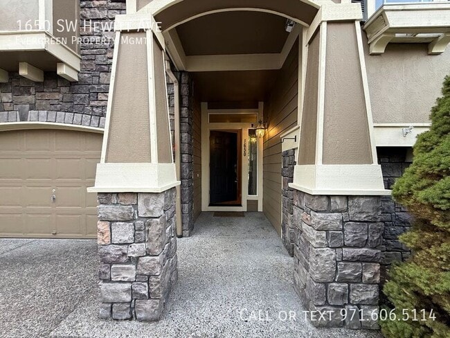 Photo - 1650 SW Hewitt Ave