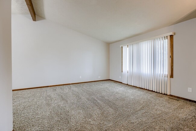 Photo - 3 Bedroom Bellevue Home!!