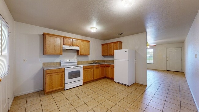Photo - ALL TILE DUPLEX IN HARKER HEIGHTS!!!!!