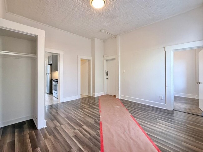 Photo - 592 Palisade Ave