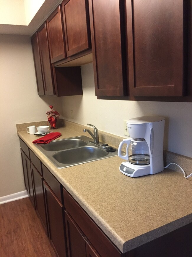 Photo - 207 Royal Dr Unidad 222