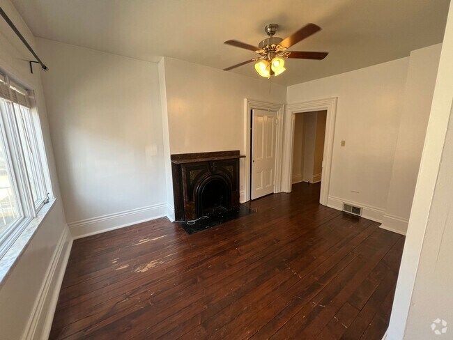 Building Photo - 1911 Jane St Unit 1 Rental